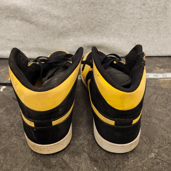 Nike Air Jordan 1 Retro Mid Reverse New Love Black Gold 554724 071 Men's Size 11 - Picture 3 of 8